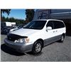 Image 1 : E6 --  2003 KIA SEDONA EX , White , 108844  KM's