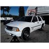Image 1 : J5 --  2001  GMC JIMMY , White , 231600  KM's