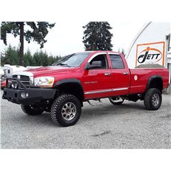 H2 --  2006 DOGE RAM 3500 ST LARAMIE CREW CAB 4X4 , Red , 299024  KM's