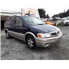 Image 3 : A12I --  2004 PONTIAC MONTANA SPORT , Blue , 223000  KM's "NO RESERVE"