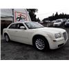 Image 3 : A9 --  2006 CHRYSLER 300 TOURING , Yellow , 159358  KM's "NO RESERVE"