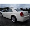 Image 7 : A9 --  2006 CHRYSLER 300 TOURING , Yellow , 159358  KM's "NO RESERVE"