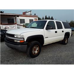 A10 --  2000 CHEVROLET SUBURBAN 2500 4X4 , White , 222382  KM's