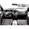 Image 21 : B1 --  2003 MAZDA TRIBUTE DX , Silver , 250746  KM's