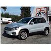 Image 1 : C6C --  2013 VW TIGUAN S , Silver , 140052  KM's