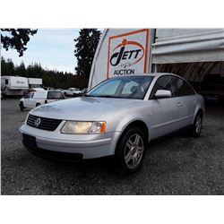 E2 --  2000 VW PASSAT GLX 4MOTION , Silver , 189502  KM's