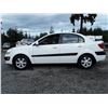 Image 8 : A12A --  2007 KIA RIO , White , 136067  KM's