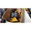 Image 2 : BOX OF WORK LIGHTS