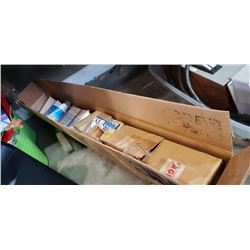 BOX OF COMMERCIAL ELECTRICAL HARDWARE AND SUPPLIES - HORIZON THERMAL MAGNETIC CIRCUIT BREAKER