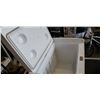 Image 4 : ELECTRIC COLMAN COOLER - NO CORD