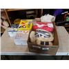 Image 1 : Box of dust mop heads and 3 boxes of new disposable earplugs