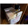 Image 2 : Box of UNEX disposable gloves size small