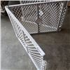 Image 3 : STANDING BABY GATE