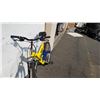 Image 2 : YELLOW RALEIGH BIKE
