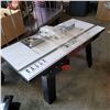 Image 1 : RYOBI ROUTER TABLE