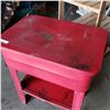 Image 2 : Red parts washer
