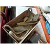 Image 2 : Box of lifting straps with tray of wrenches and pipes