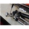 Image 2 : 4 TRIPODS