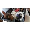 Image 3 : BASKET OF COLLECTABLES
