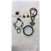 Image 3 : TRAY OF LIA SOPHIA JEWELRY