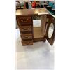 Image 3 : 3 JEWELRY BOXES
