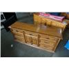 Image 2 : OAK 7 DRAWER DRESSER