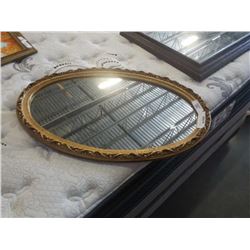 VINTAGE OVAL WALL MIRROR