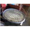 Image 2 : VINTAGE BAIT BUCKET