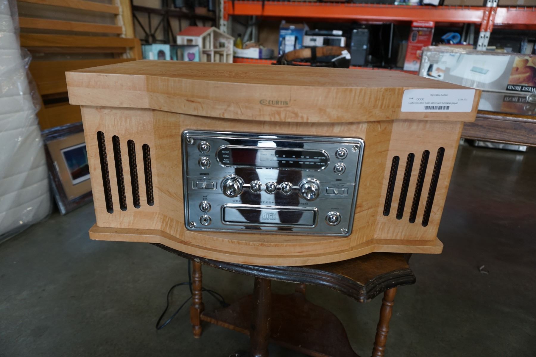 Curtis RCD820 AM/FM/CD and turntable player