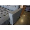 Image 7 : BRAND NEW GREY TUFTED REVERSIBLE SECTIONAL SOFA - RETAIL $899 COTTON LINEN FABRIC 5' X 7'