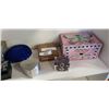 Image 4 : LOT OF JEWELRY BOXES