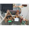 Image 1 : ANRI Nativity Pieces and Other Christmas Décor