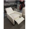 Image 1 : White Bonded Leather Pushback Recliner