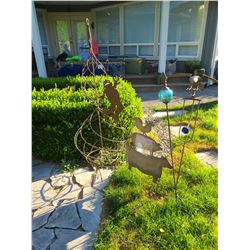 Garden Decor A