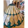 Image 3 : Stained Glass Lamp B