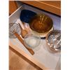 Image 9 : Kitchen Ware A