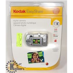 SEALED KODAK EASYSHARE C300 3.2MP