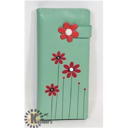 NEW SHAG WEAR WOMENS WALLET