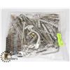 Image 1 : BAG OF ASSORTED METAL CHARMS