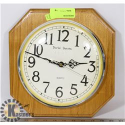 DANIEL DAKOTA QUARTZ WALL CLOCK