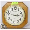 Image 1 : DANIEL DAKOTA QUARTZ WALL CLOCK
