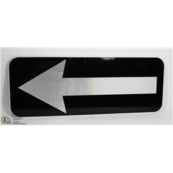 ROAD TRAFFIC DIRECTIONAL SIGN 3M TECHNOLOGY
