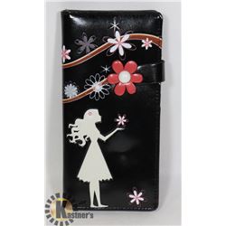 NEW SHAG WEAR WOMENS WALLET