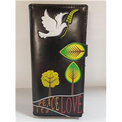 NEW SHAG WEAR WOMENS WALLET