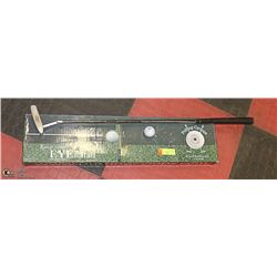 PUTTING CYCLOPS, PUTTER + BALL - GOLF PUTTING AID