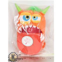 NEW MONSTER PET TREAT HOLDER