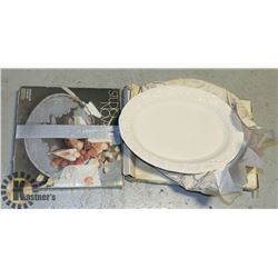 2 VINTAGE SERVING PLATTERS