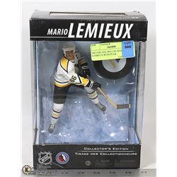 MCFARLANE DELUXE MARIO LEMIEUX WITH PUCK