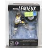 Image 1 : MCFARLANE DELUXE MARIO LEMIEUX WITH PUCK