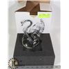 Image 1 : LARGE CRYSTAL SWAN ORNAMENT.